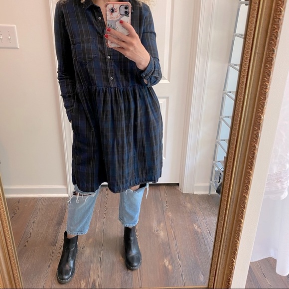 GAP Long Sleeve Plaid Dress - Picture 1 of 15